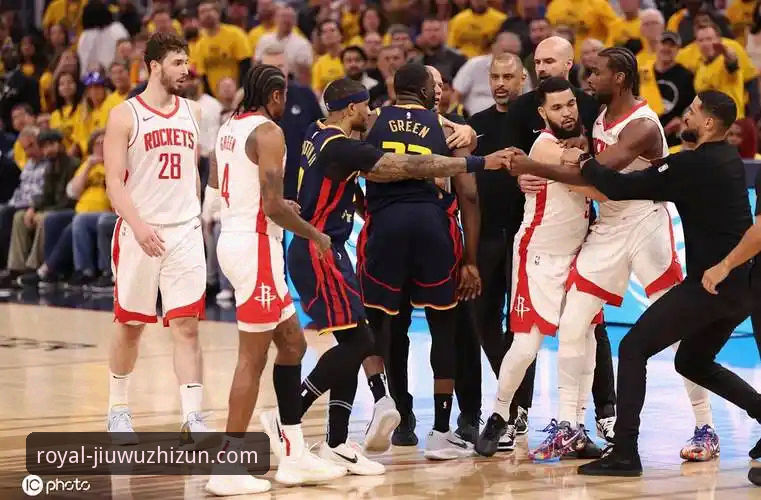 揭秘：一场险胜背后，勇士与火箭的战术博弈与韧性考验
